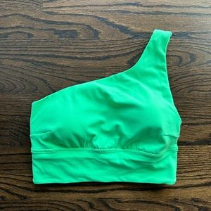 Lululemon Align Asymmetrical Bra
Light Support, C/D Cup, Size 6